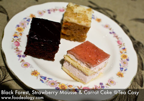Cakes_Tea-Cosy Cakes_Tea-Cosy