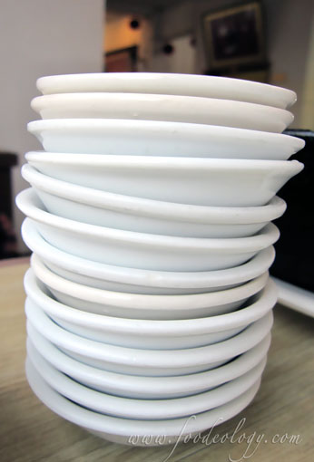 Guo-Qiao-Mi-Xian_Plates 过桥米线的盘