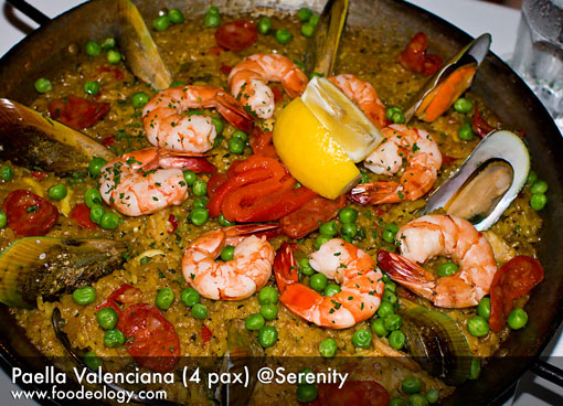 Paella Valenciana Paella Valenciana
