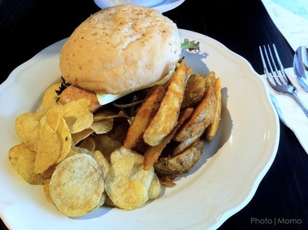 Salmon Burger 2_Macau Macao Salmon Burger 2_Macau Macao