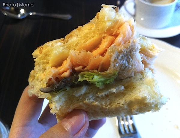 Salmon Burger 3_Macau Macao Salmon Burger 3_Macau Macao