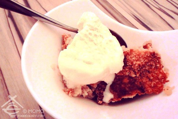 Ice-cream-and-apple-crumble_Talent-Cafe Ice-cream-and-apple-crumble_Talent-Cafe