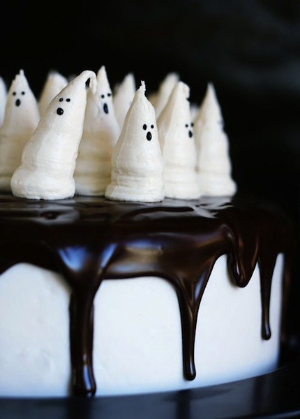 Boo-tiful Halloween Cake From I Am Baker