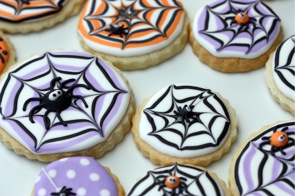 How To Make A Spider Web Decorated Cookie By Sweetopia