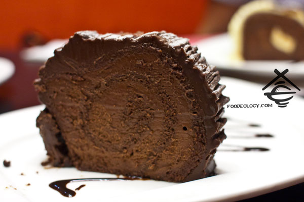 Yule-Love-It-Chocolate-Log-Cake_nydc Yule-Love-It-Chocolate-Log-Cake_nydc