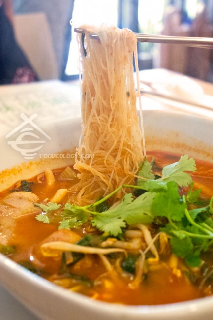 Tom Yam-Brown-Rice-Vermicelli_Veggie-Planet Tom Yam-Brown-Rice-Vermicelli_Veggie-Planet