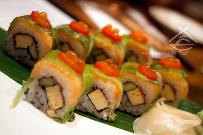 Mentai-Salmon-Takana-Roll_Japanese-Dining-SUN Mentai-Salmon-Takana-Roll_Japanese-Dining-SUN