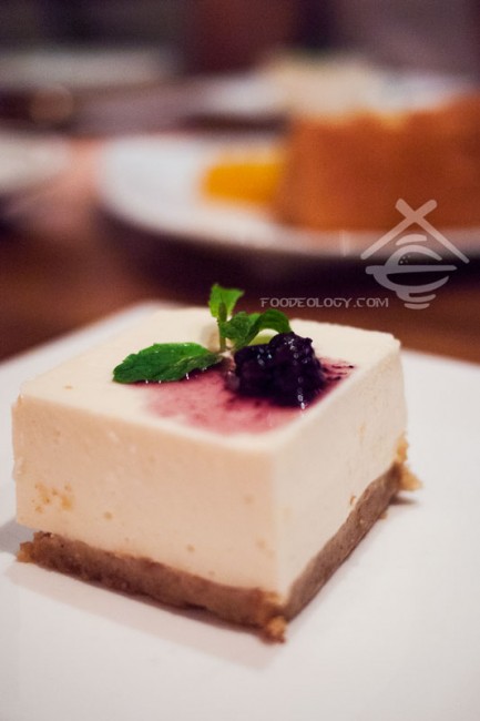 Tofu-Cheese-Cake_Japanese-Dining-SUN Tofu-Cheese-Cake_Japanese-Dining-SUN